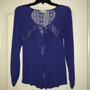 Cute long sleeve top
